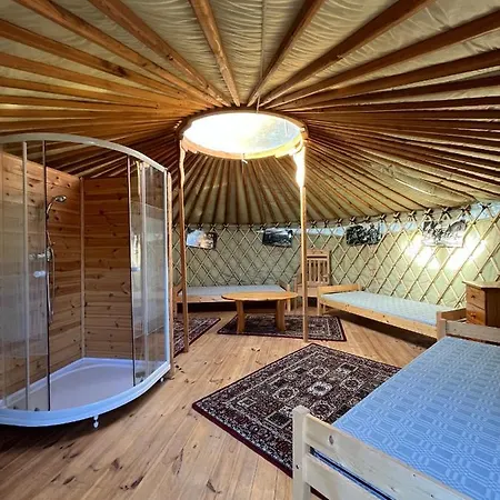 Magustanya Jurtaszallas Роскошный шатер *