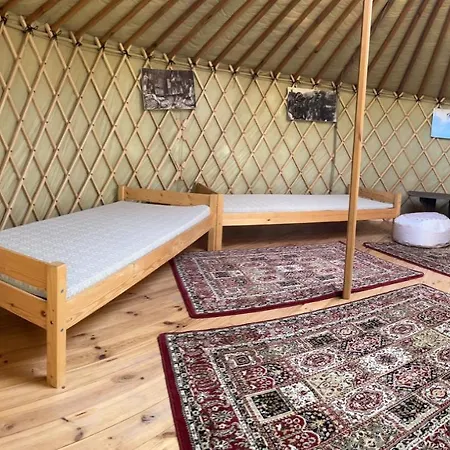 Magustanya Jurtaszallas Роскошный шатер *