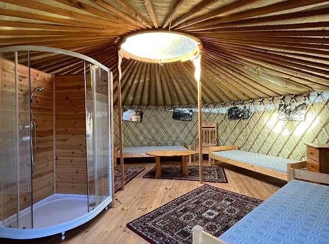 Magustanya Jurtaszallas אוהל מפואר *